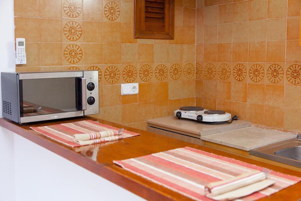 سان أنطونيو Apartamentos Puet الغرفة الصورة